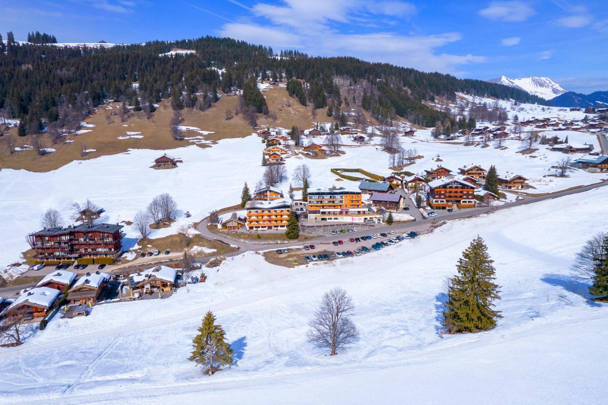 Hotel Azureva La Clusaz Les Confins Exterior foto